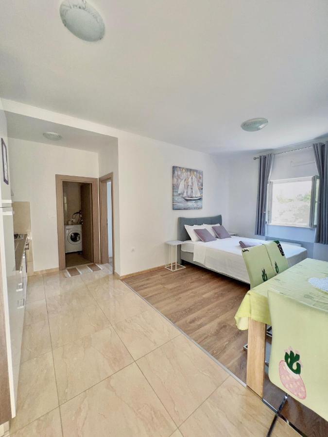 Jelena 2 Apartment ซัฟทัท ภายนอก รูปภาพ